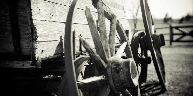 尤比克通信44：重塑企业网络与通信系统的智能解决方案