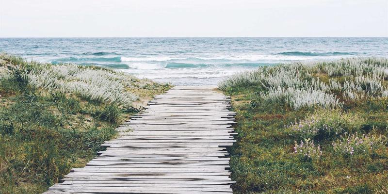 尤比克通信入门：构建安全高效的企业网络服务基石